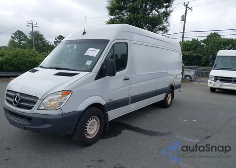 2011 Mercedes-Benz Sprinter 2500 High Roof из США, поврежденный, VIN WD3PE8CB2B5587037